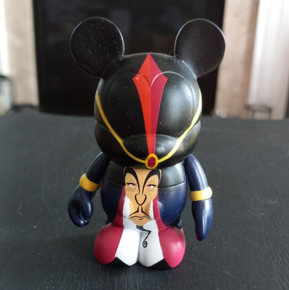 DISNEY VINYLMATION VILLIANS SERIES 1 ALADDIN  "JAFAR" 1992